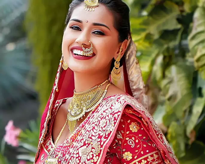 Miss India Beauty Queens depict Brides of India 3