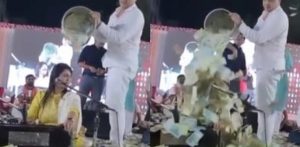 Gujarati singer showered with money in viral video - f