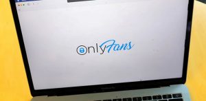 OnlyFans Model's Nude Pics to Family f