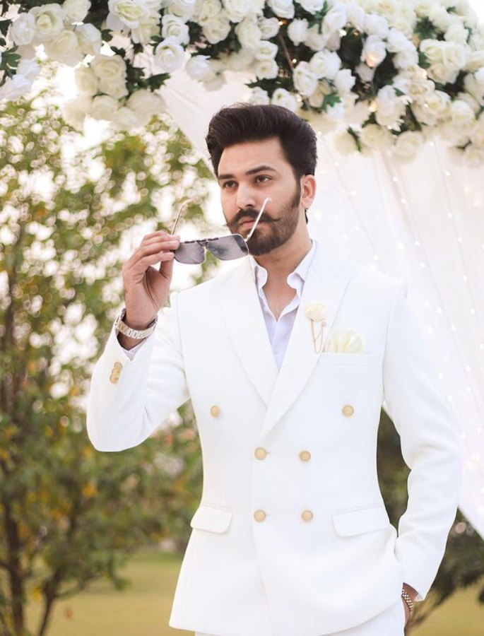 Pakistani TikTok Stars Share Beautiful Wedding Photos (1)