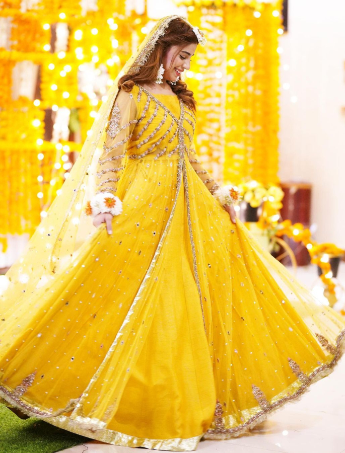 Pakistani TikTok Stars Share Beautiful Wedding Photos (2)