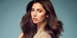 Mahira Khan shows Support for Palestine