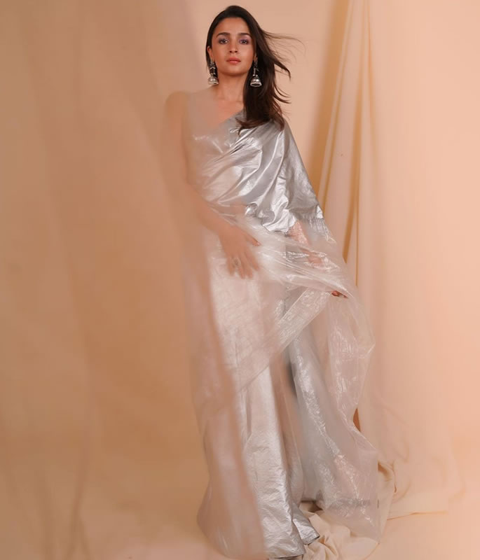 Alia Bhatt Shimmers in Silver at the 2022 ITA Awards