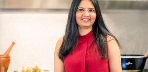 Indian Woman who couldn't Cook creates Food Delivery Firm f