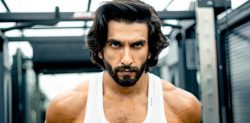 Ranveer Singh replaces SRK in ‘Don 3’