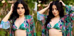 Urfi Javed sizzles in Tropical Printed Bikini