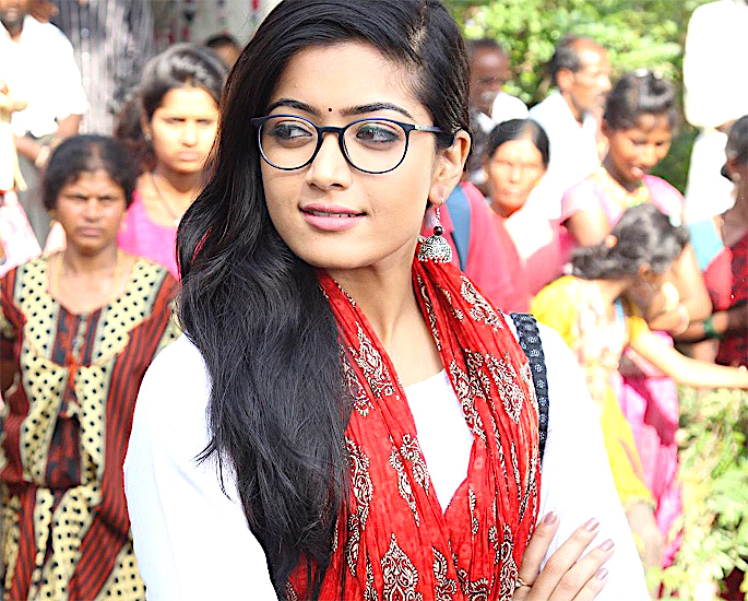 Why Rashmika Mandanna is Famous & Popular | DESIblitz
