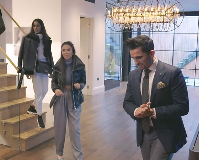 Faryal goes House-Hunting in London on Meet the Khans 3
