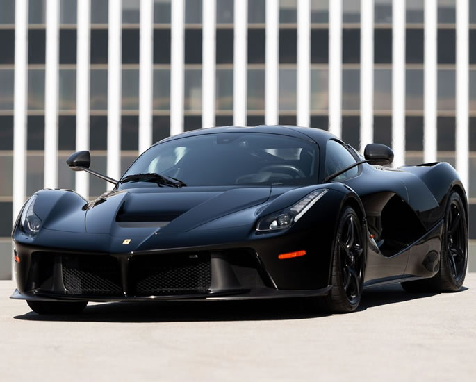 9 Luxury Cars worth over £1 million - laferrari