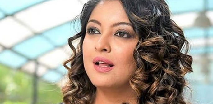 Tanushree Dutta 'Ameepuka Kifo kwa Vigumu' kutoka Bollywood Mafia f