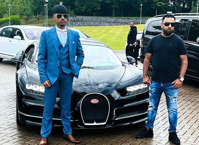 Teenager attends Prom in £3 million Bugatti