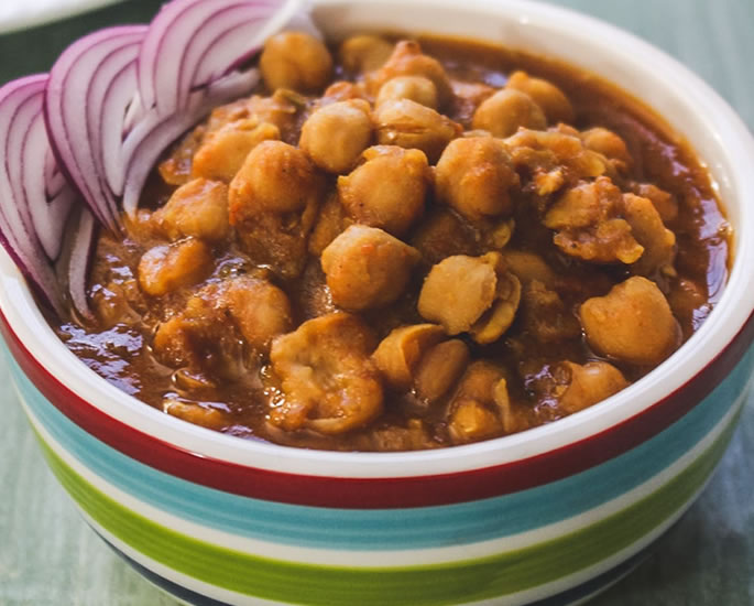 7 famous healthy foods eaten in India - Chana