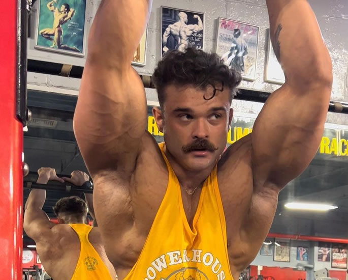 US Bodybuilder goes viral for Resemblance to Anil Kapoor