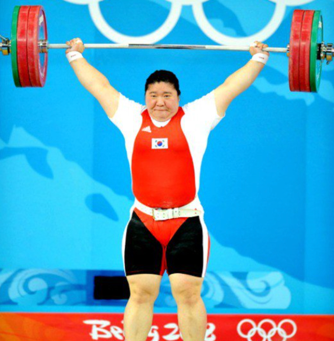 Top 10 Best Female Weightlifters in the World - 4