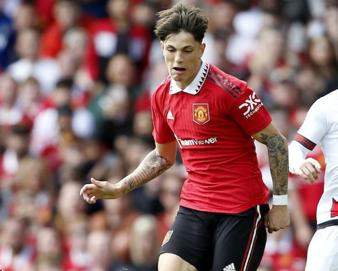 Which Players could inherit Manchester United's No. 7 Shirt - garn