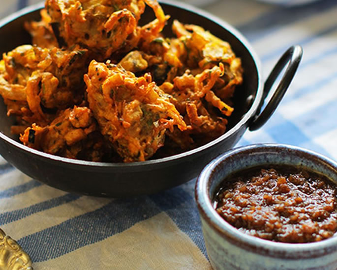 20 Popular Indian Foods you Must Try - pakora