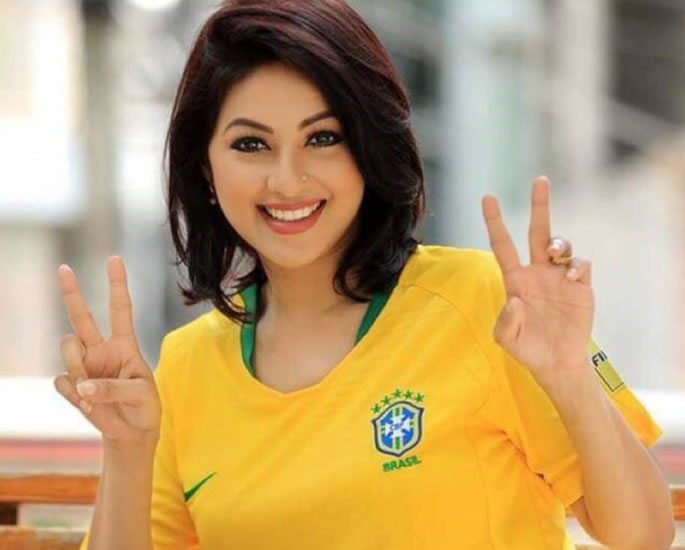 Bangladeshi Stars react to Brazil's Victory at World Cup 2