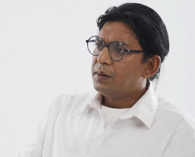 Chanchal Chowdhury unveils New Look for 'Karagar 2 2
