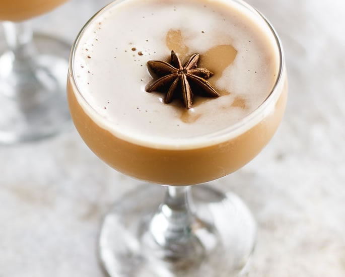 10 Best Indian Cocktails to Enjoy at Christmas - chai
