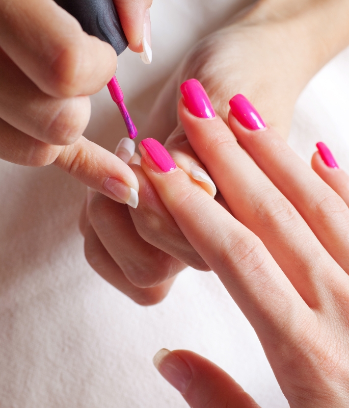 Everything You Need to Know about Dip Powder Manicures - 2