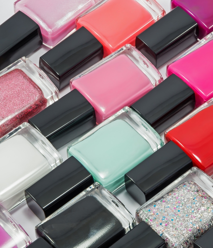Everything You Need to Know about Dip Powder Manicures - 3
