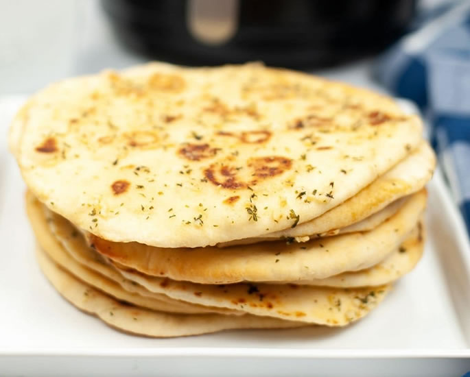 6 Indian Air Fryer Dishes to Make - naan