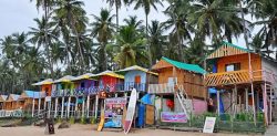 Dutch Woman molested & stabbed by Resort Worker in Goa