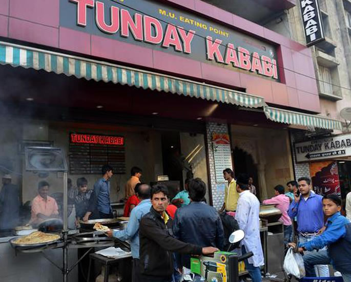 Old Restaurants in India that are a Must-Visit - tunday