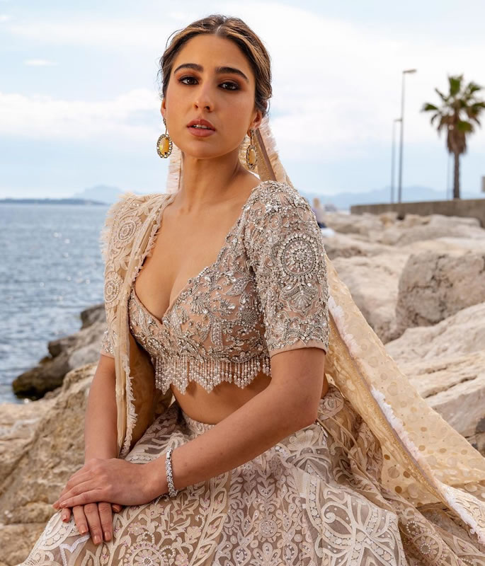 Sara Ali Khan dazzles with Desi & Western Outfits at Cannes 2