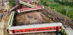 Indian Citizens tell of Train Crash Devastation f
