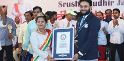 Indian Teenager dances for 127 Hours Breaking Record