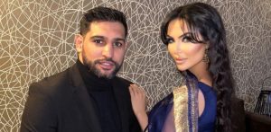 Can Therapy help Amir Khan to Stop Sexting Women? - F