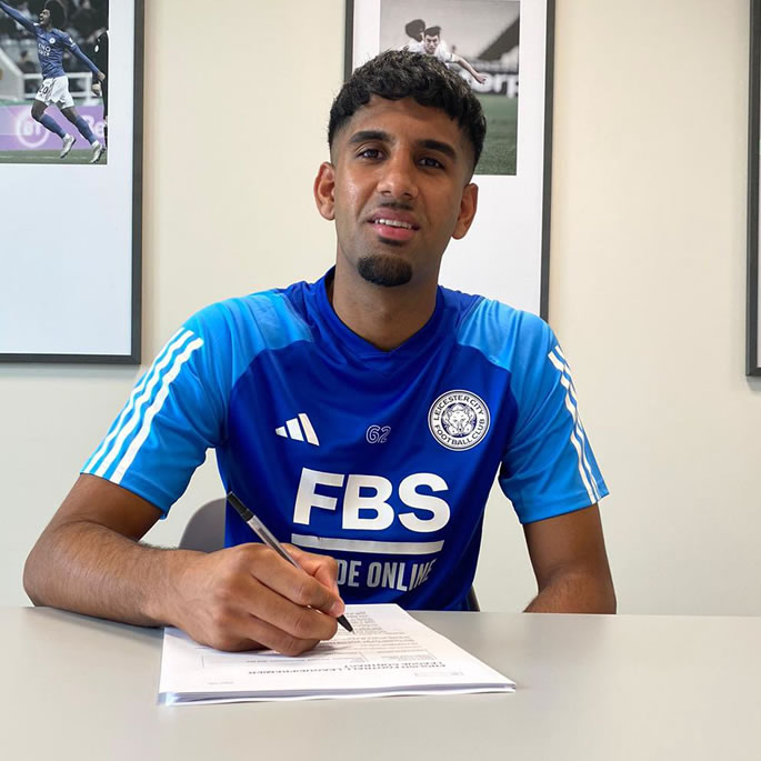 Arjan Raikhy signs for Leicester City