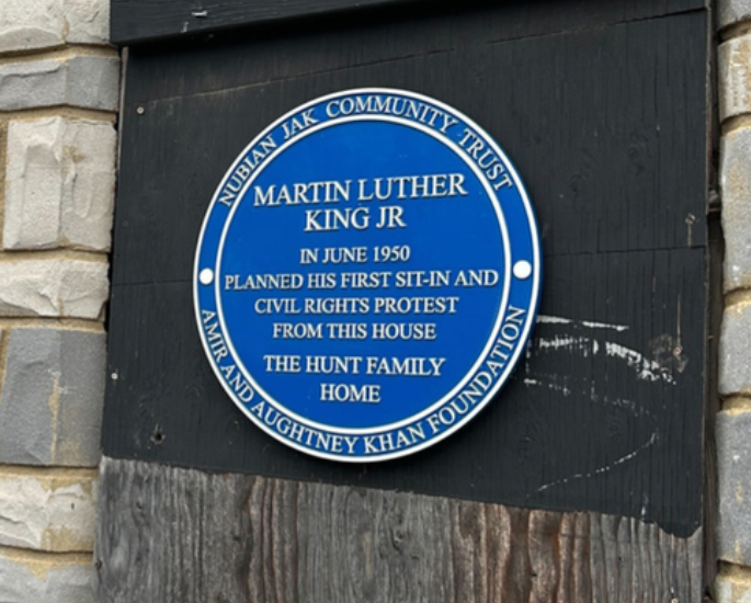 Do Blue Plaques really Celebrate South Asians?