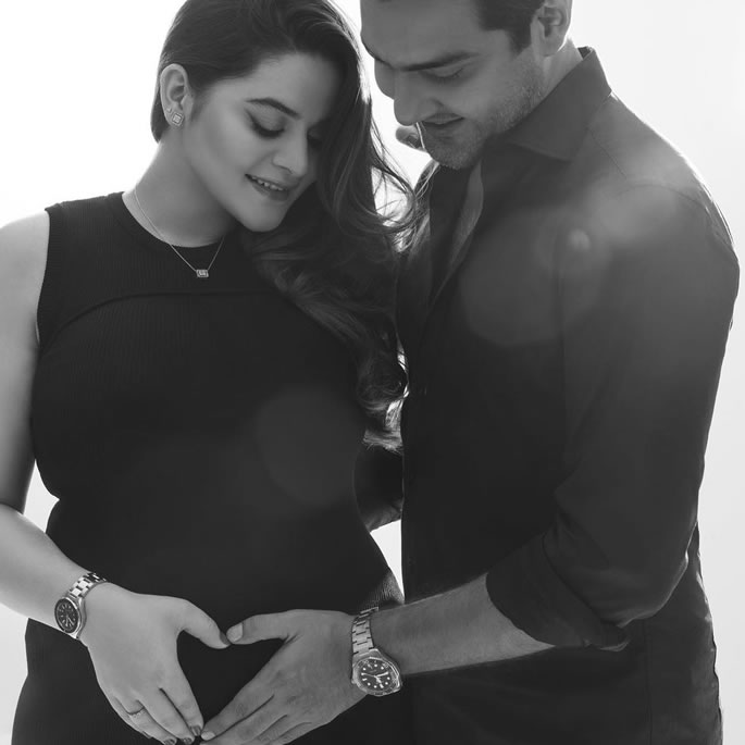 Minal Khan trolled over Pregnancy Photoshoot