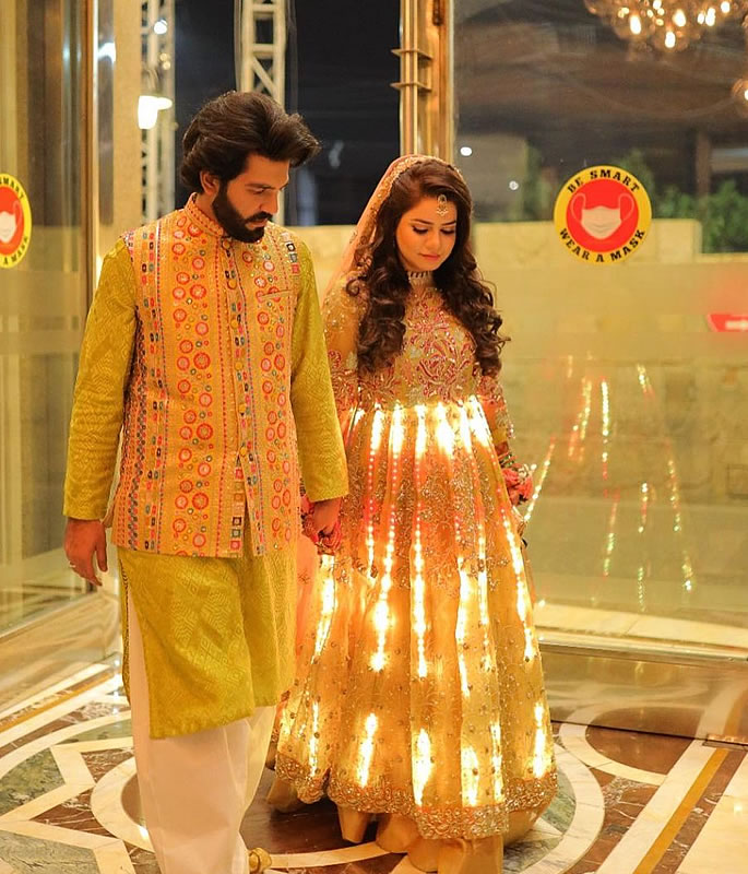 Pakistani Groom designs LED Lehenga for Wife 2
