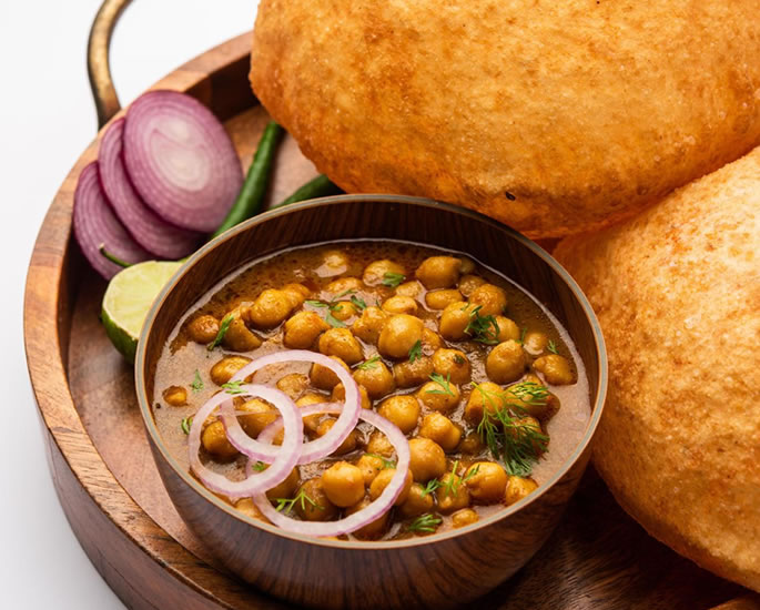 Popular Vegan Street Foods found in India - chole