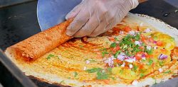 10 Popular Vegan Street Foods found in India
