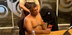 Tony Fernandes criticised for Massage Photo during Meeting