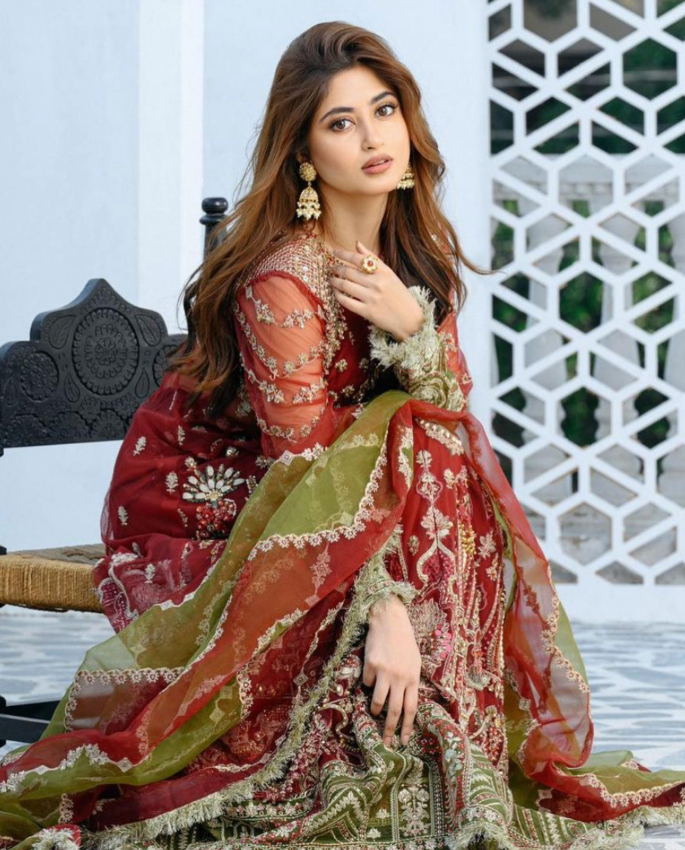10 Traditional Looks of Sajal Aly You Must See - 5