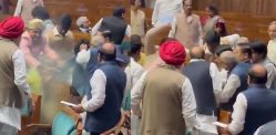 Indian Politicians beat Intruders in Parliament f