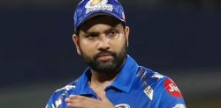 Mumbai Indians Fans angry after Rohit Sharma loses Captaincy