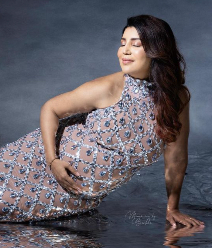 8 Indian TV Stars' Unforgettable Maternity Photoshoots - 2