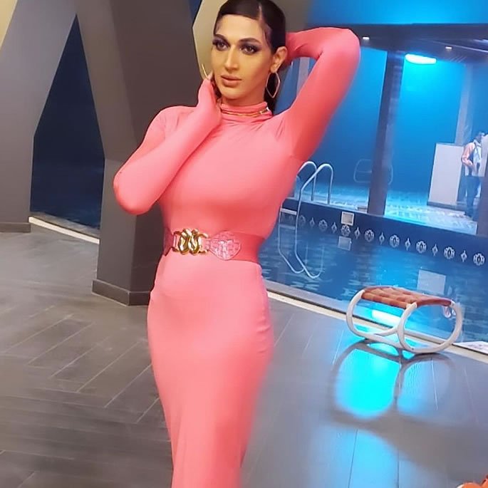 Sana Fakhar divides Fans with Sensual Walk in Figure-Hugging Dress 2