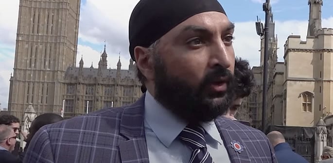 Monty Panesar quits George Galloway's Party after 1 Week f