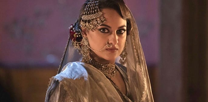 Sonakshi Sinha delves into Heeramandi's Same-Sex Foreplay Scene f