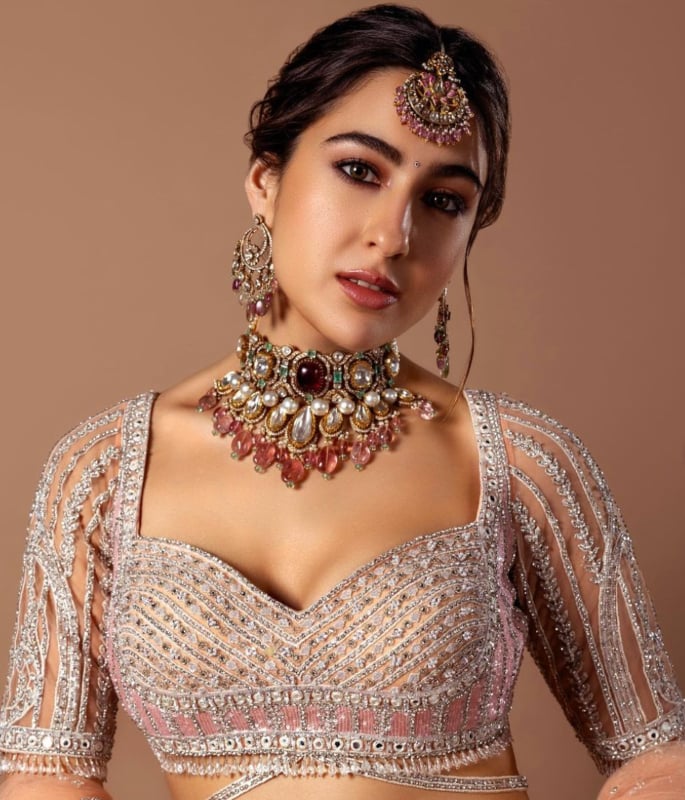 Top 15 Highly Educated Bollywood Stars - 3