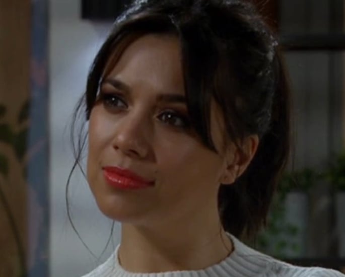 8 Top South Asian Emmerdale Characters - Priya Kotecha
