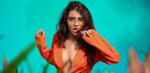 ایک دیسی خواتین بغیر کسی فیصلے کے اپنی جنسیت کو گلے لگاتی ہیں۔