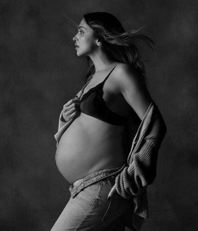 Deepika & Ranveer Glow in Pregnancy Photoshoot - 5